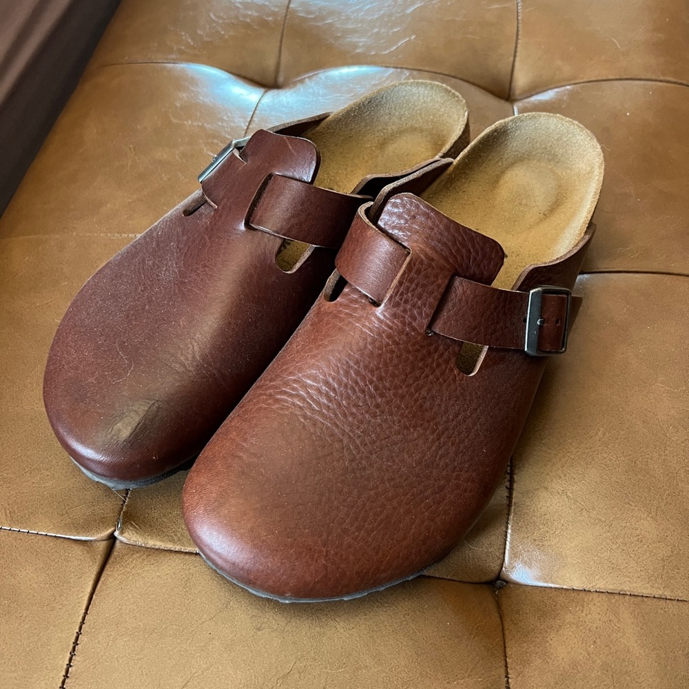 Birkenstock Boston Vintage Leather Clogs